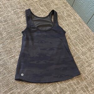 lululemon athletica fitted tank - size 4